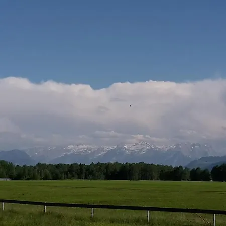 By Ballwein Apartment