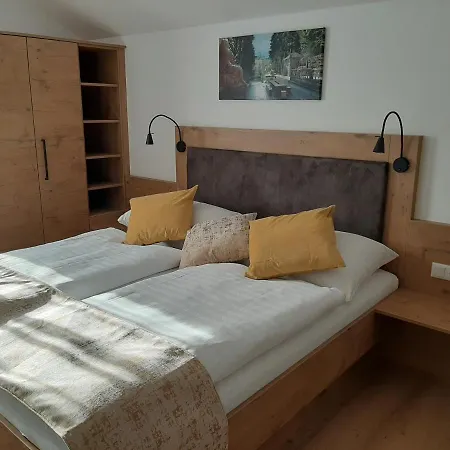 By Ballwein Apartment Salzburg