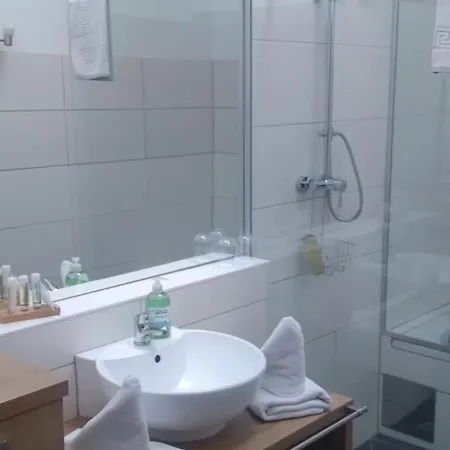 By Ballwein Apartment *