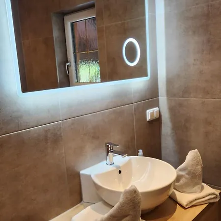 By Ballwein Salzburg