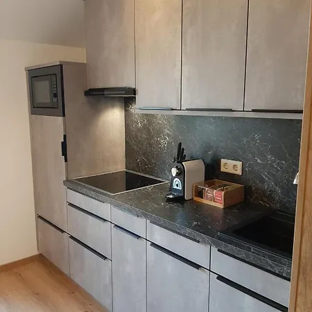 By Ballwein * ザルツブルク